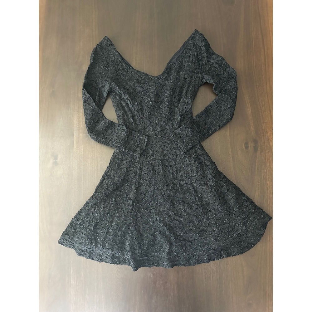Miss One USA Black Lace Long Sleeve Fit & Flare Mini Dress V-Neck Small MO-A-427